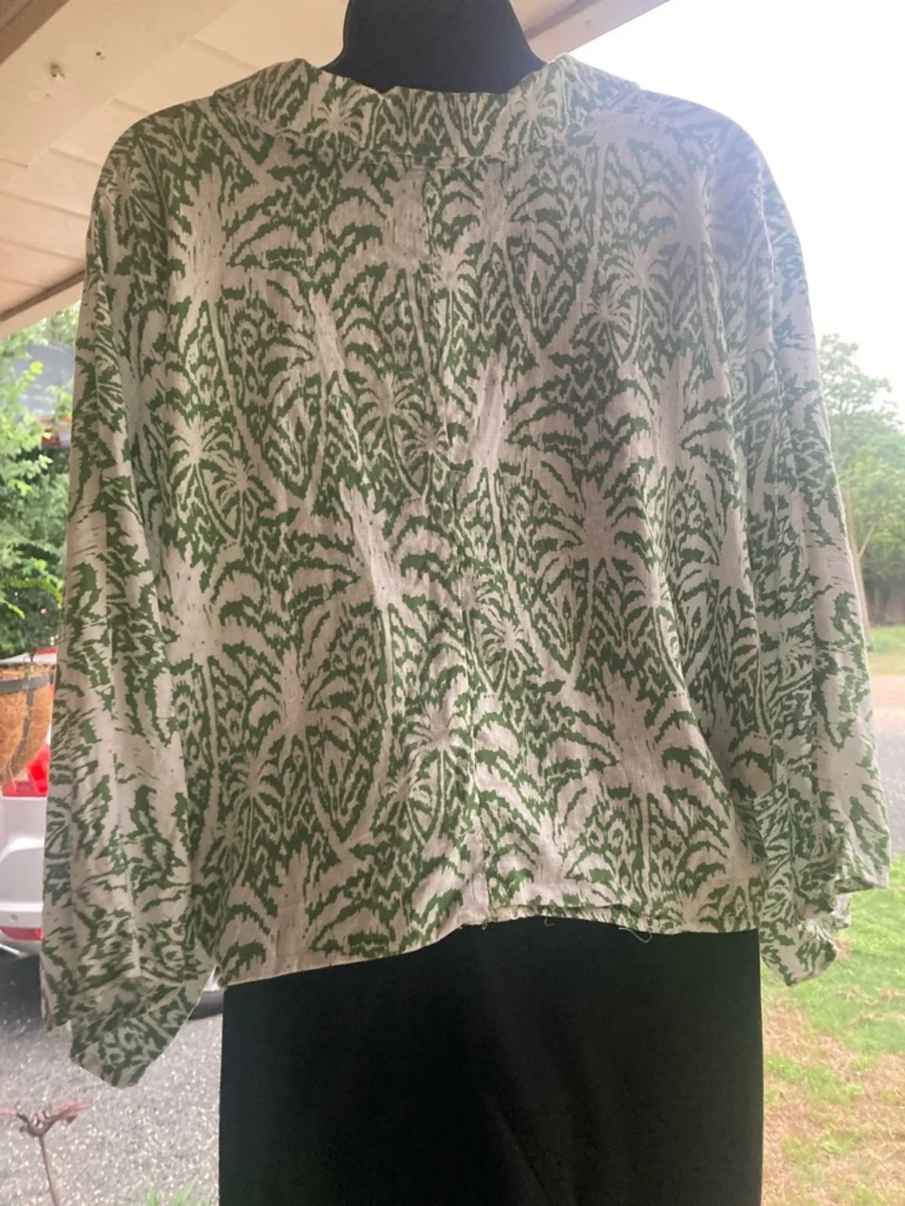 Panama Jack Green and White Printed Tie-Front Button-Down Top - Picture 6 of 7